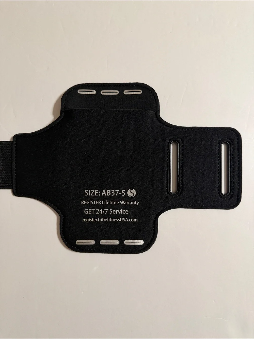 TRIBE Water Resistant Cell Phone Armband for Running and Workouts NWOT